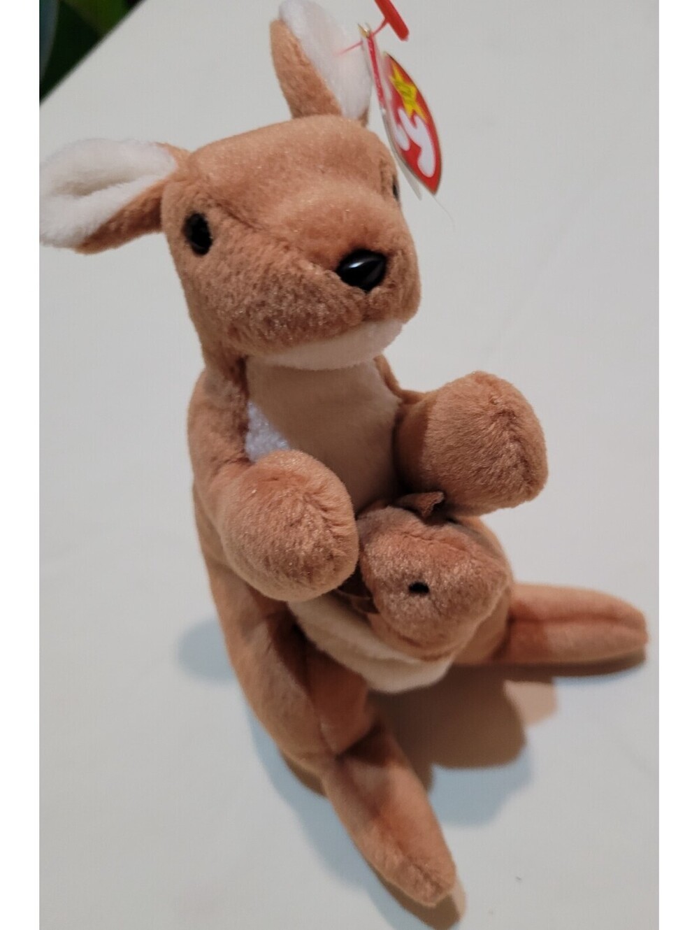 TY Beanie Baby - POUCH the Kangaroo (7 inch) - MWMTs Stuffed Animal Toy
